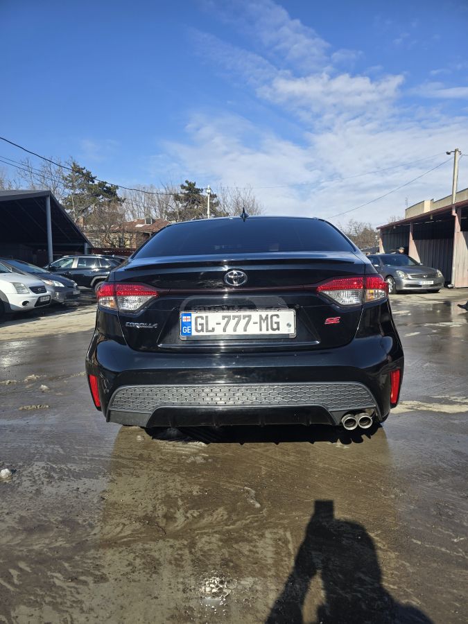 Toyota SE 4dr Sedan CVT — миниатюра 6