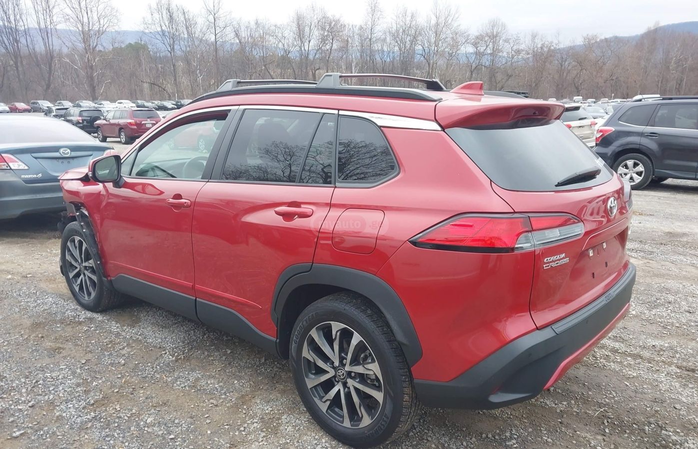 Toyota Corolla cross - фото 3