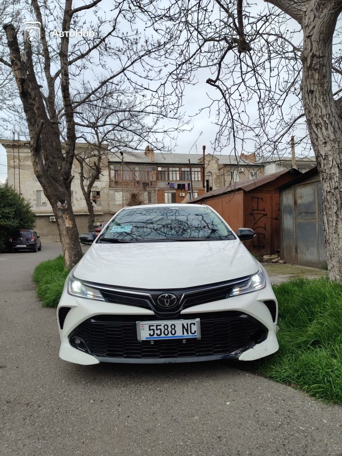 Toyota APEX XSE 4dr Sedan CVT — миниатюра 1