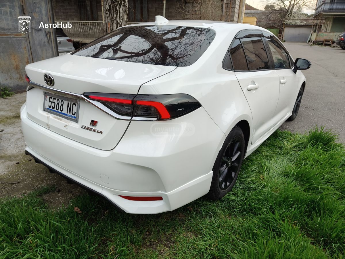 Toyota APEX XSE 4dr Sedan CVT — миниатюра 13