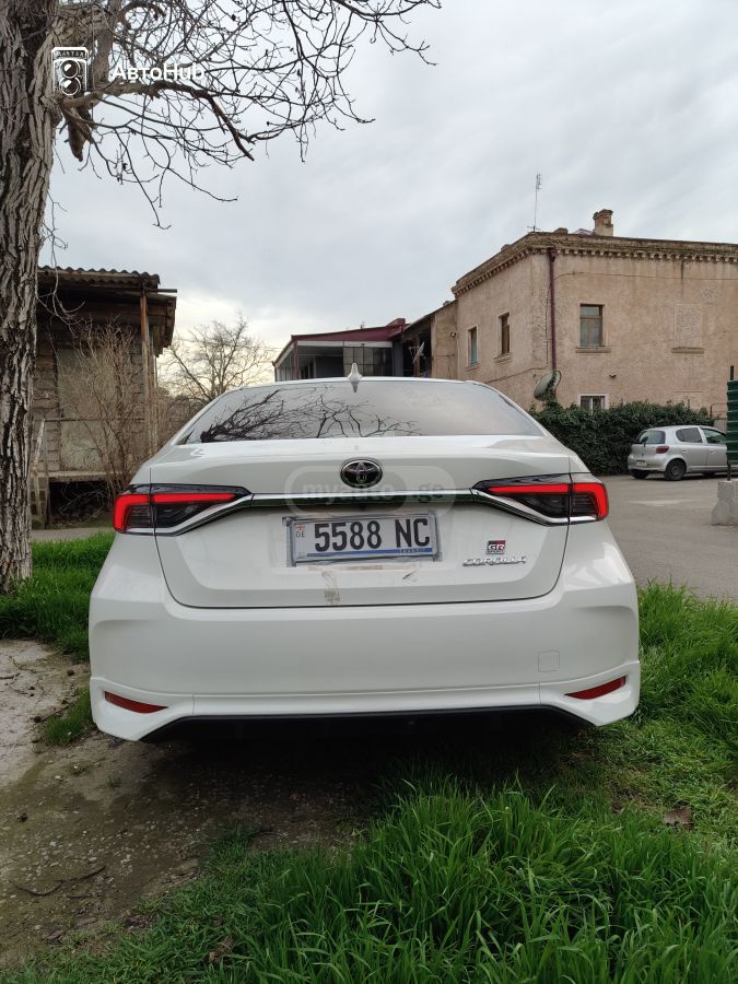 Toyota APEX XSE 4dr Sedan CVT — миниатюра 14