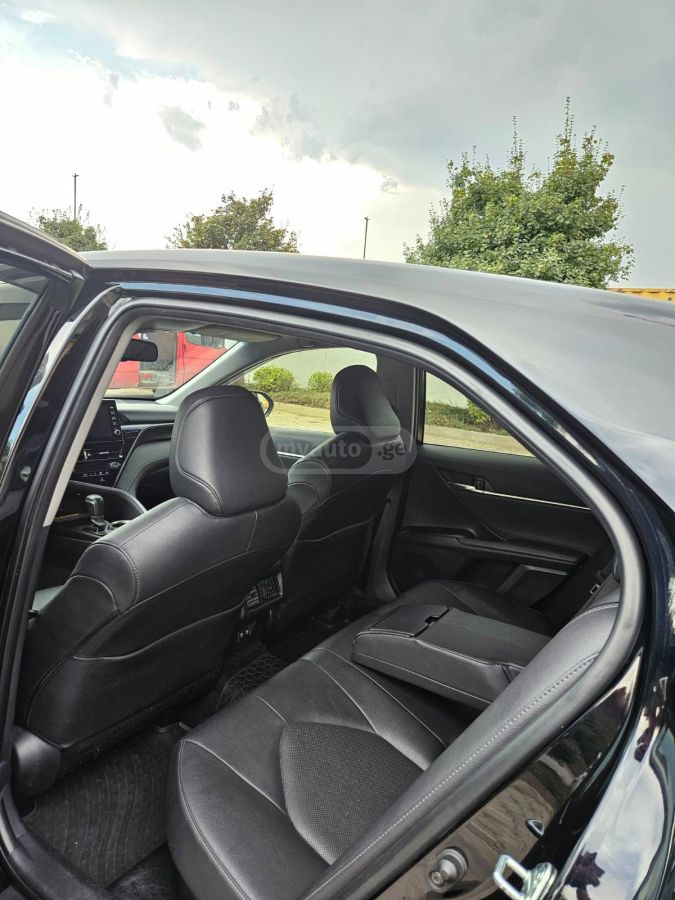 Toyota Camry - фото 14