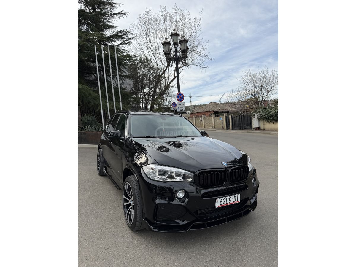 BMW X5 - фото 2