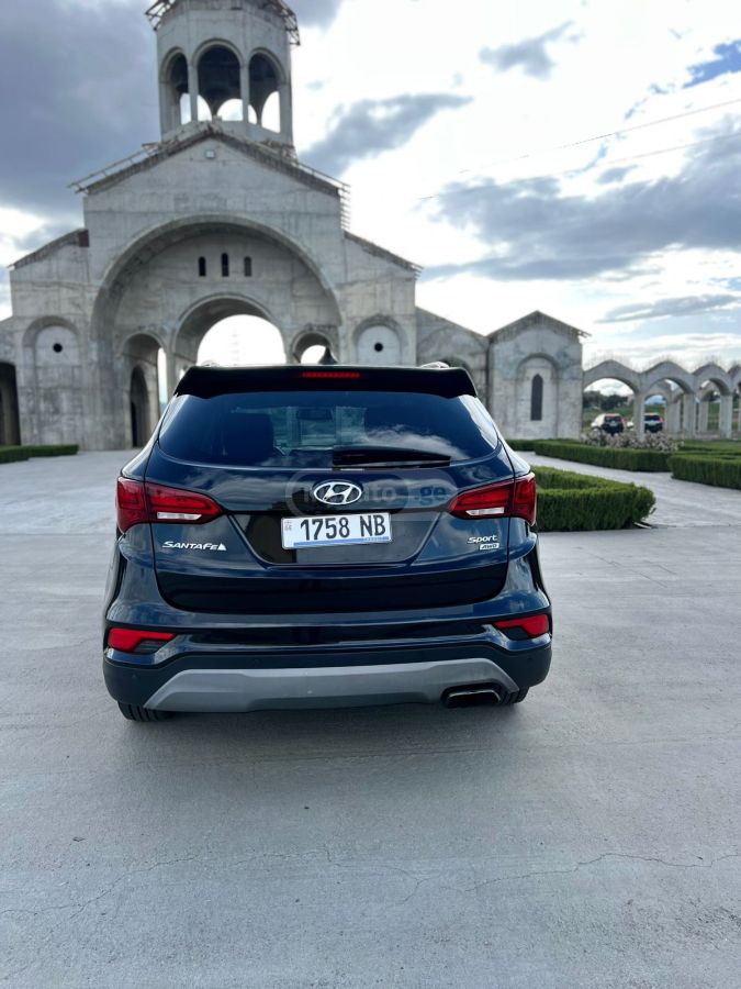 Hyundai Santa FE - фото 4