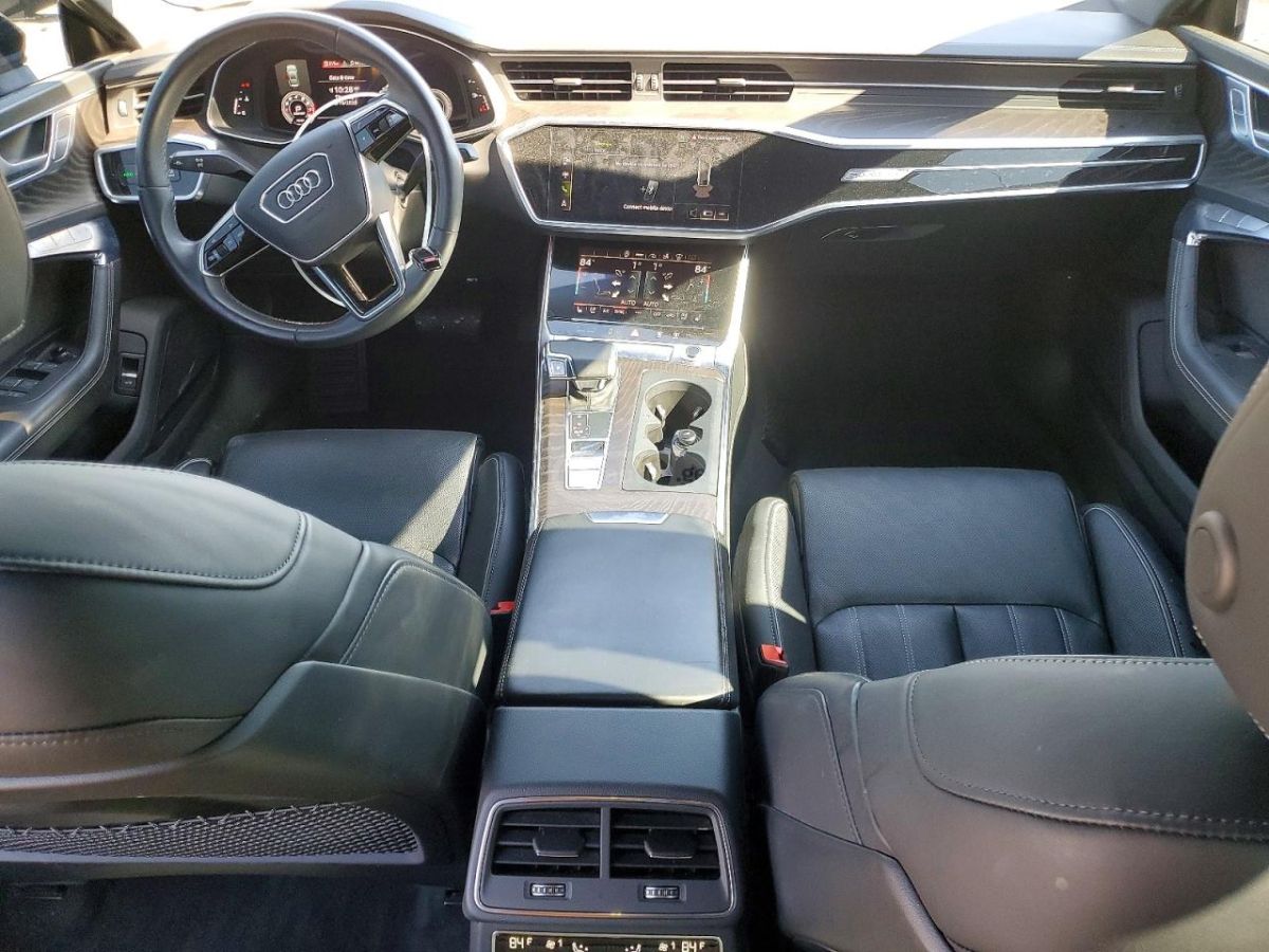 Audi A7 - фото 8
