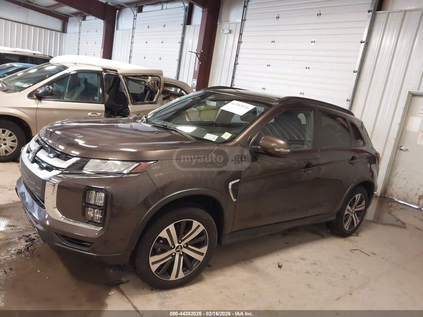 Mitsubishi Outlander Sport 2025 — миниатюра 13