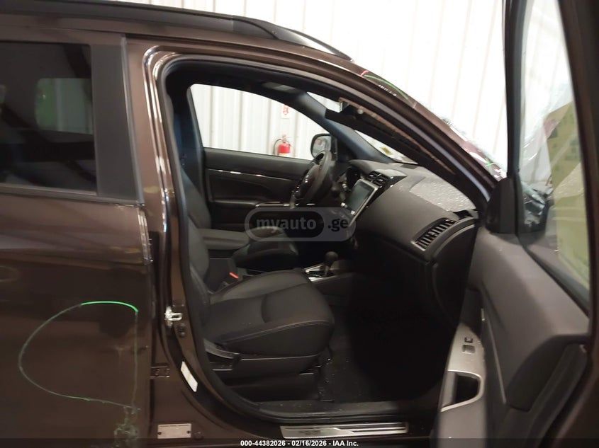 Mitsubishi Outlander Sport 2025 — миниатюра 5