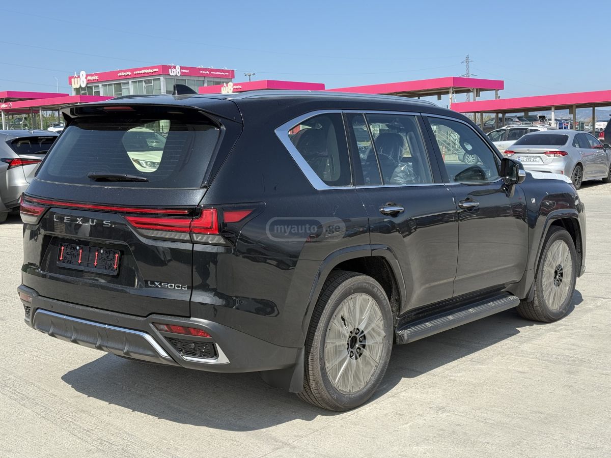 Lexus LX 500 - фото 3