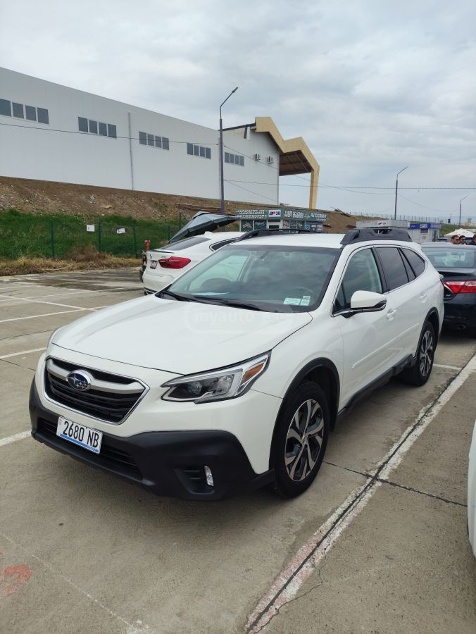 Subaru Outback - фото 1