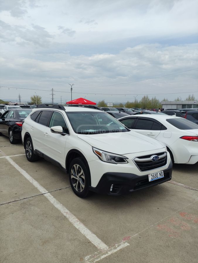 Subaru Outback - фото 2