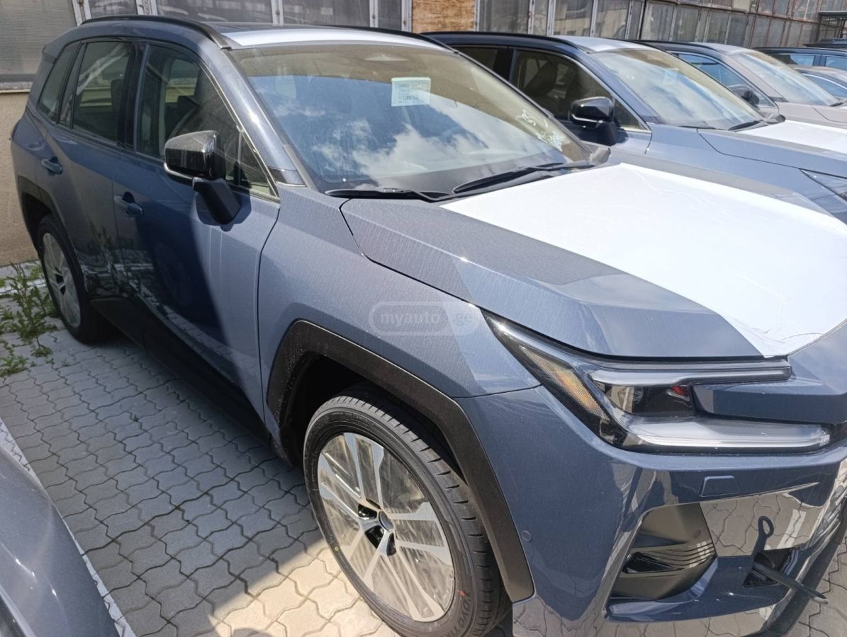 Toyota Rav 4 - фото 2