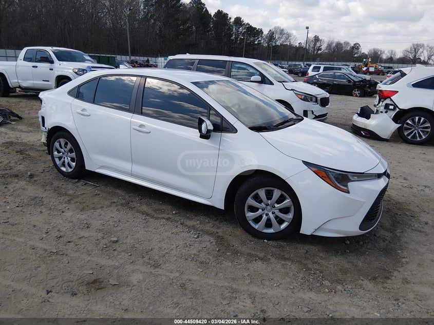 Toyota Corolla - фото 1