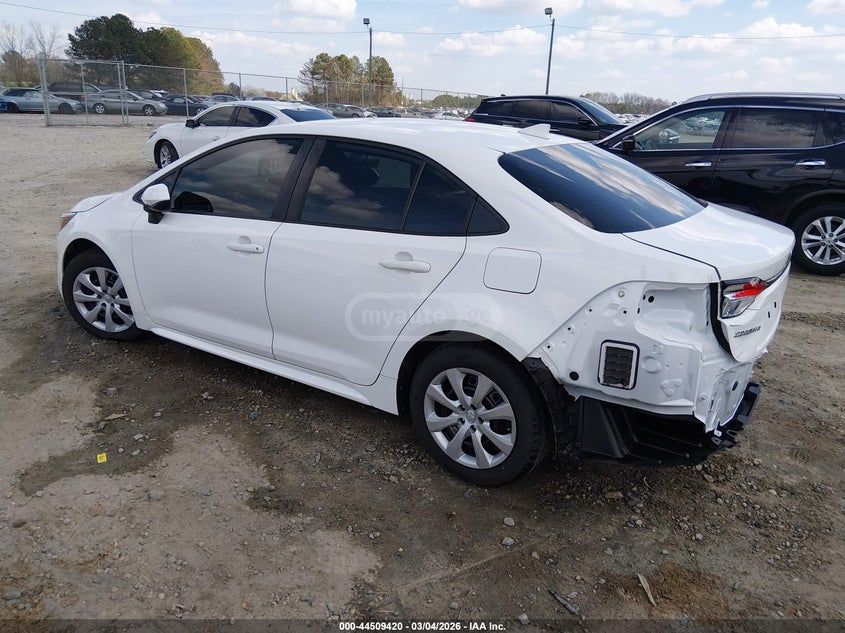 Toyota Corolla - фото 3