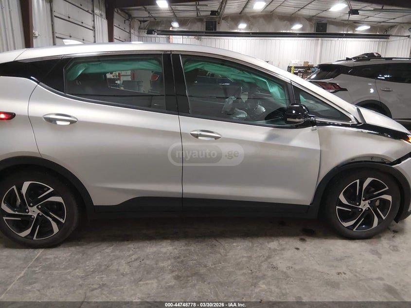 Chevrolet Bolt EV - фото 10