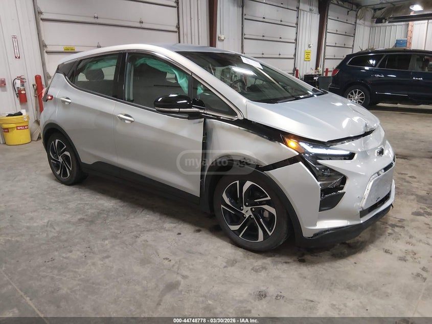 Chevrolet Bolt EV - фото 15