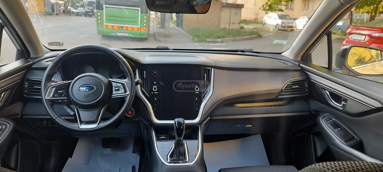 Subaru Outback - фото 2