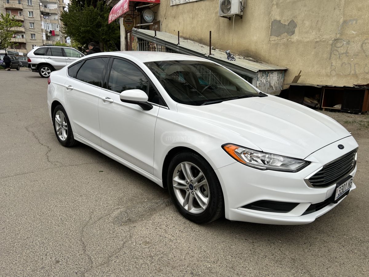 Ford Fusion - фото 3