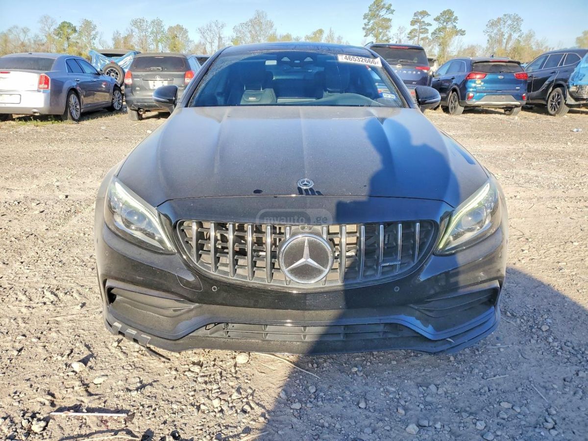 Mercedes-Benz C 63 AMG - фото 5