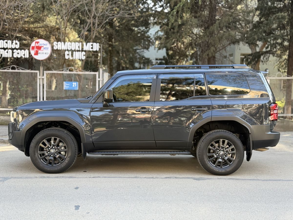 Toyota Land Cruiser Prado - фото 4