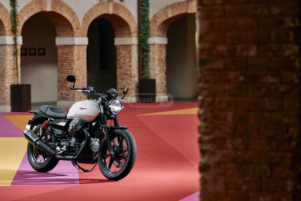 Moto Guzzi V 7 