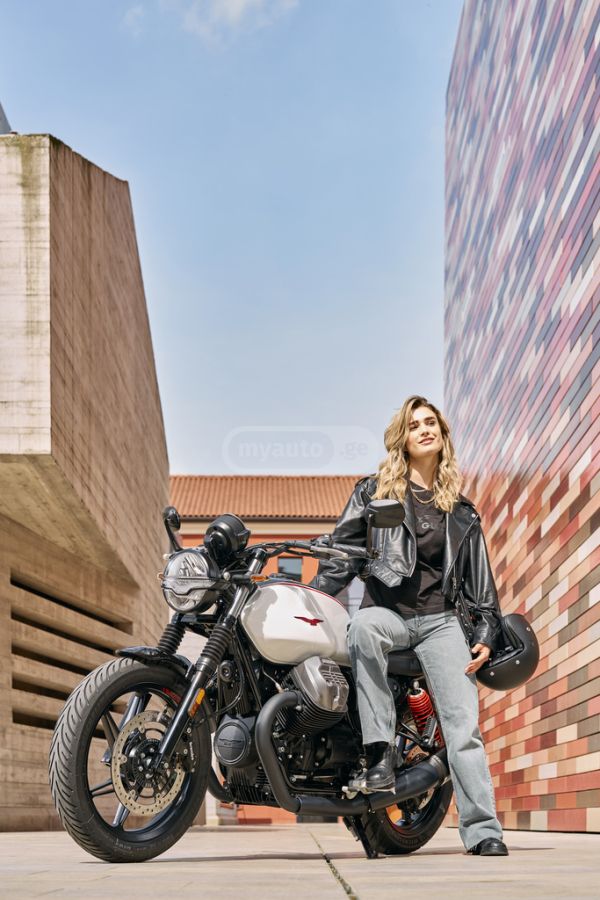 Moto Guzzi V 7 