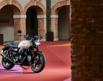 Moto Guzzi V 7 