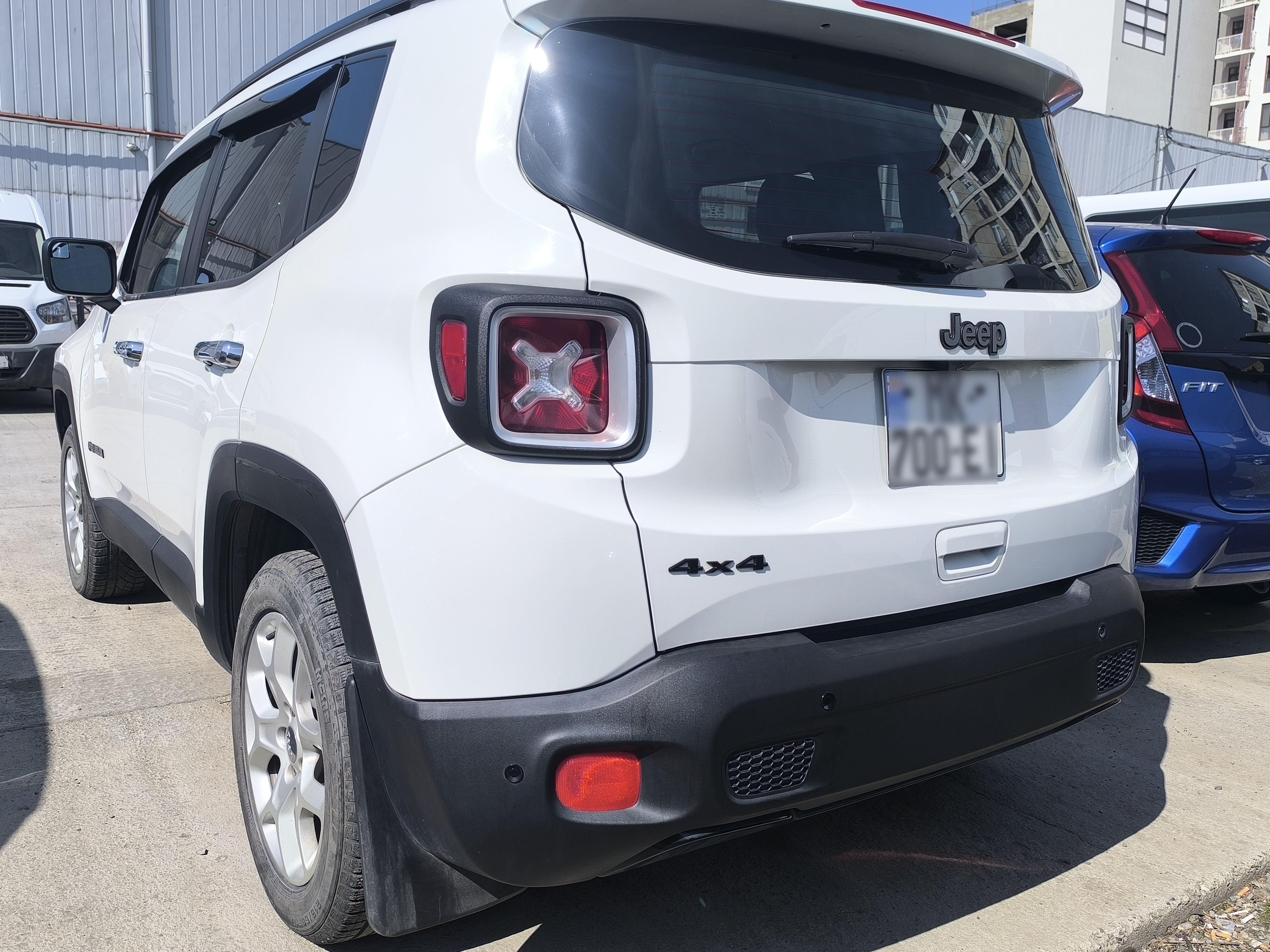 Jeep Renegade - фото 10