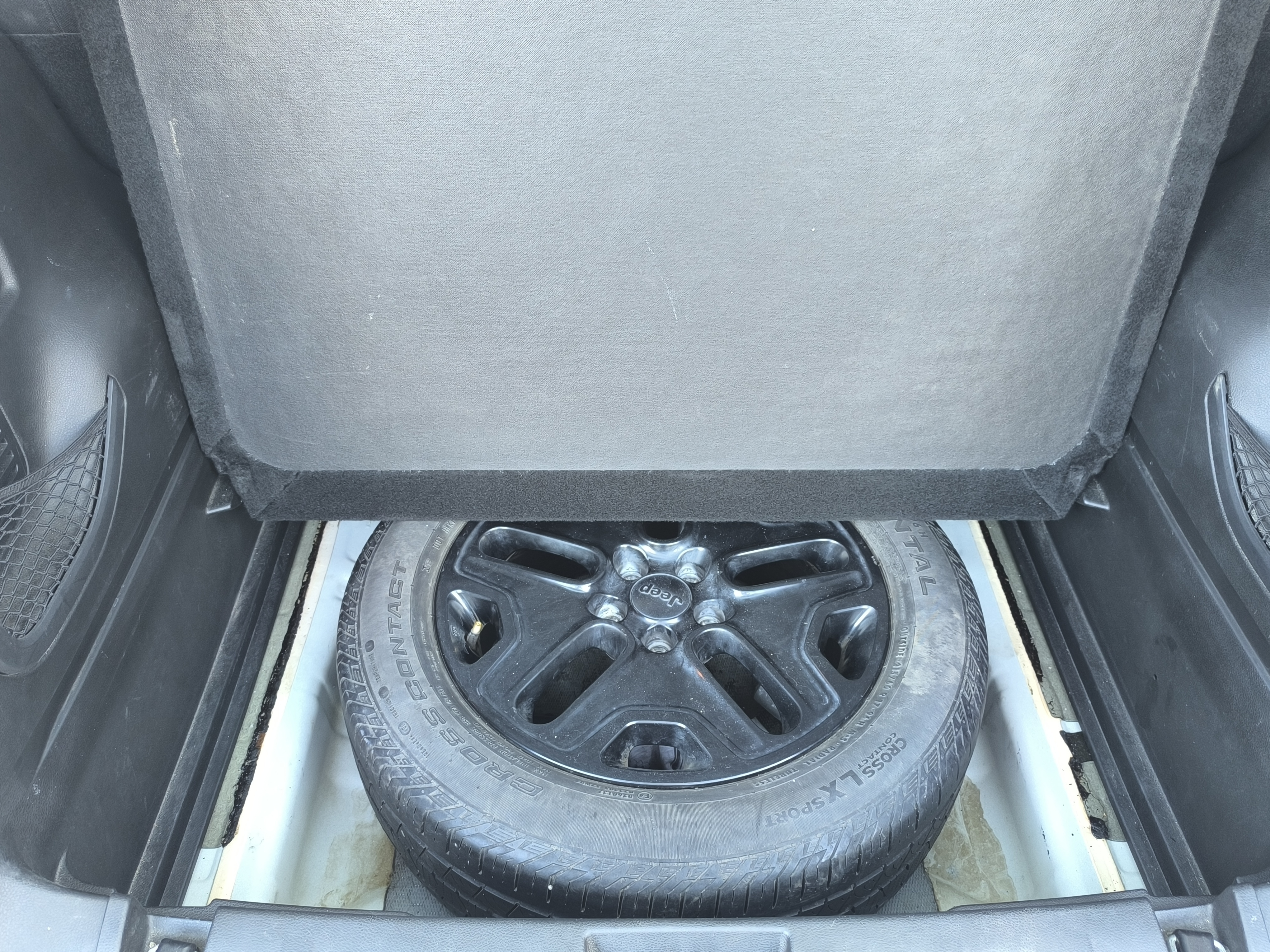 Jeep Renegade - фото 9