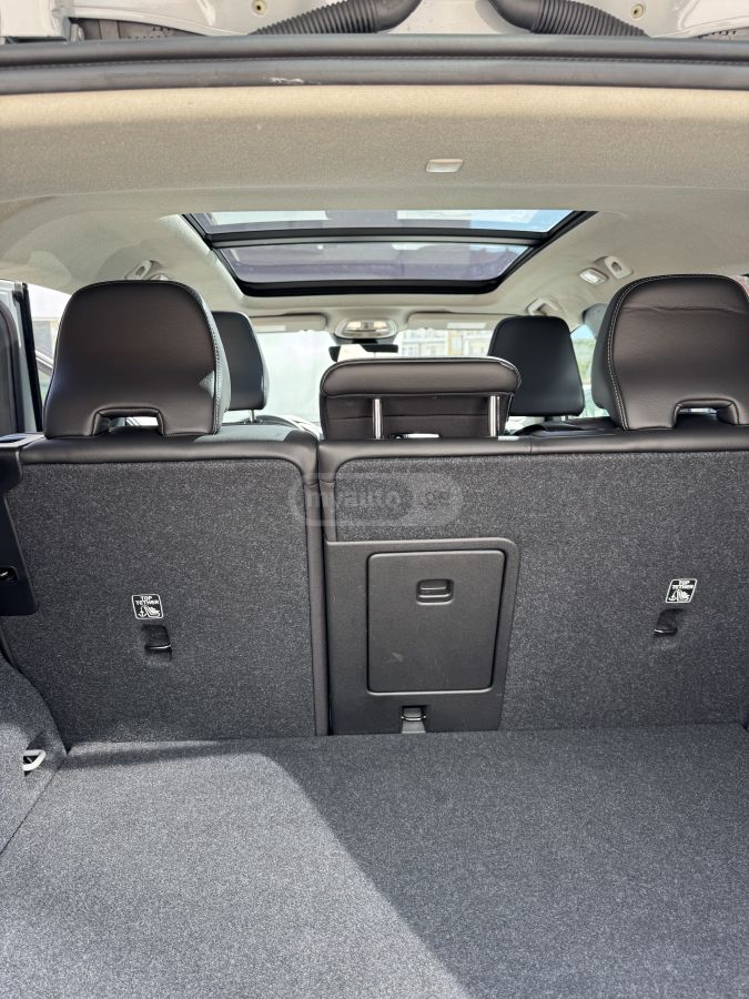 Volvo XC 40 Core Hybrid 2025 — миниатюра 14