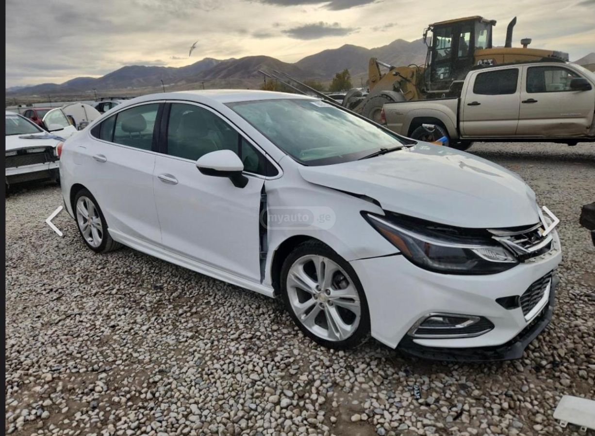 Chevrolet Cruze - фото 2