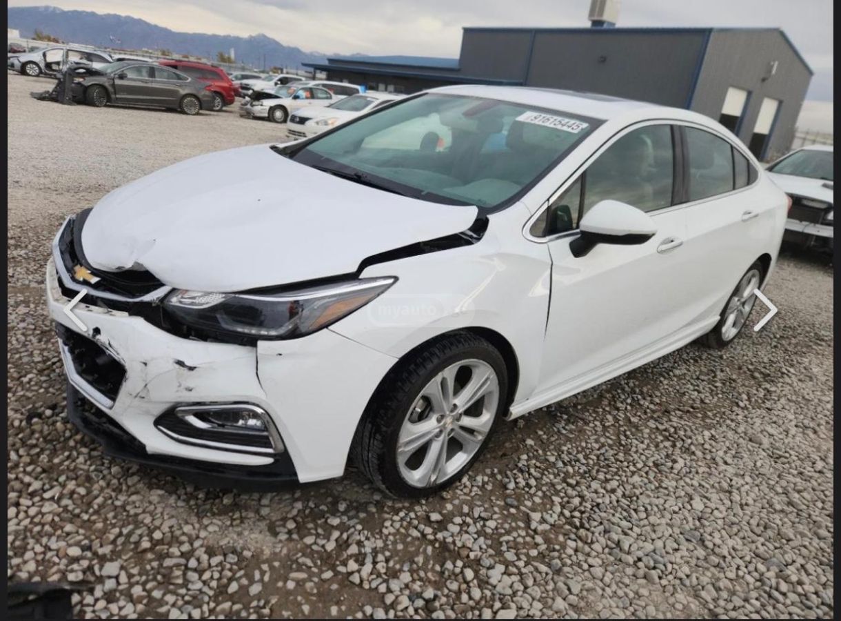 Chevrolet Cruze - фото 3