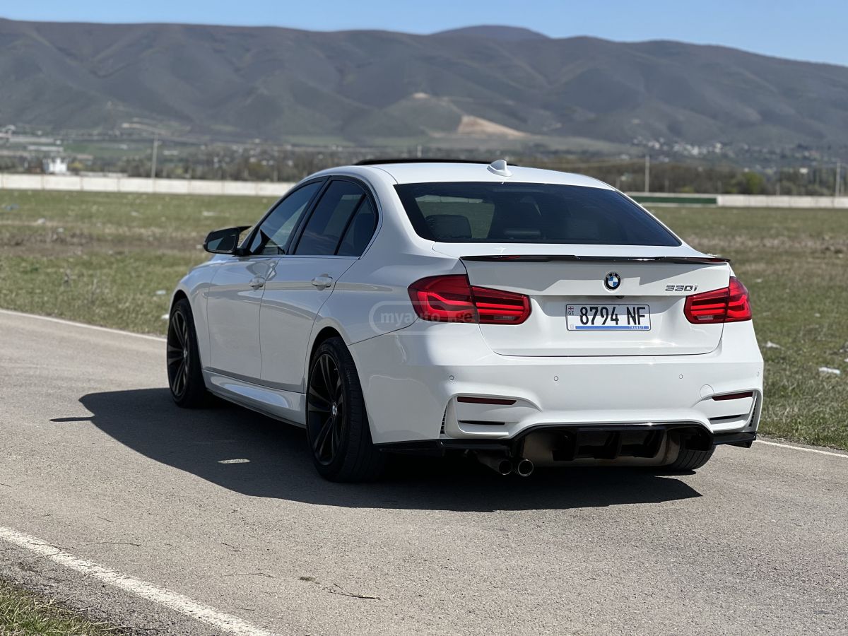 BMW 330 - фото 5