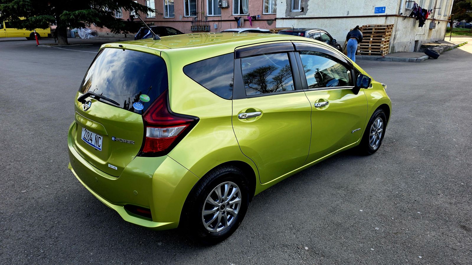 Nissan Note - фото 10