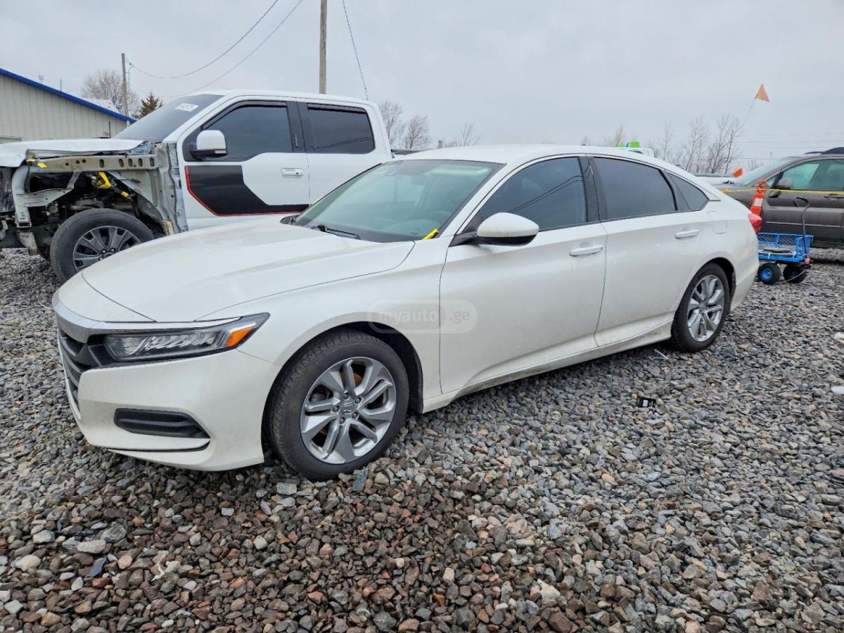 Honda Accord - фото 1