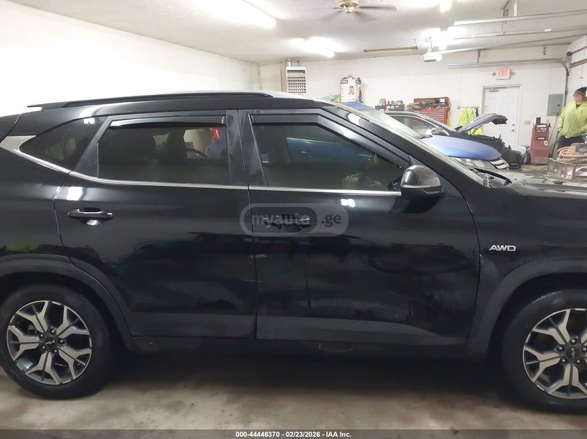 Kia Seltos 2022 — миниатюра 13