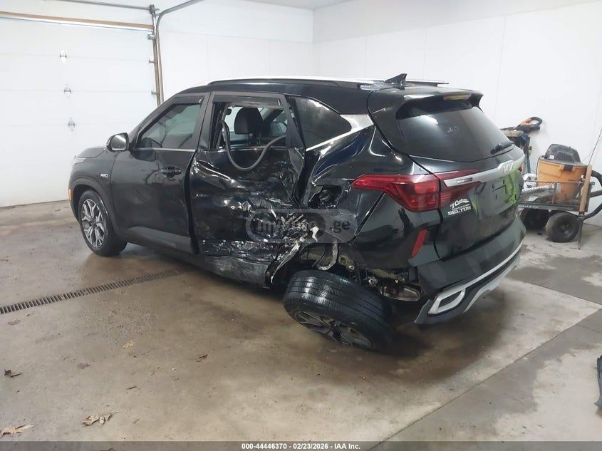 Kia Seltos 2022 — миниатюра 3