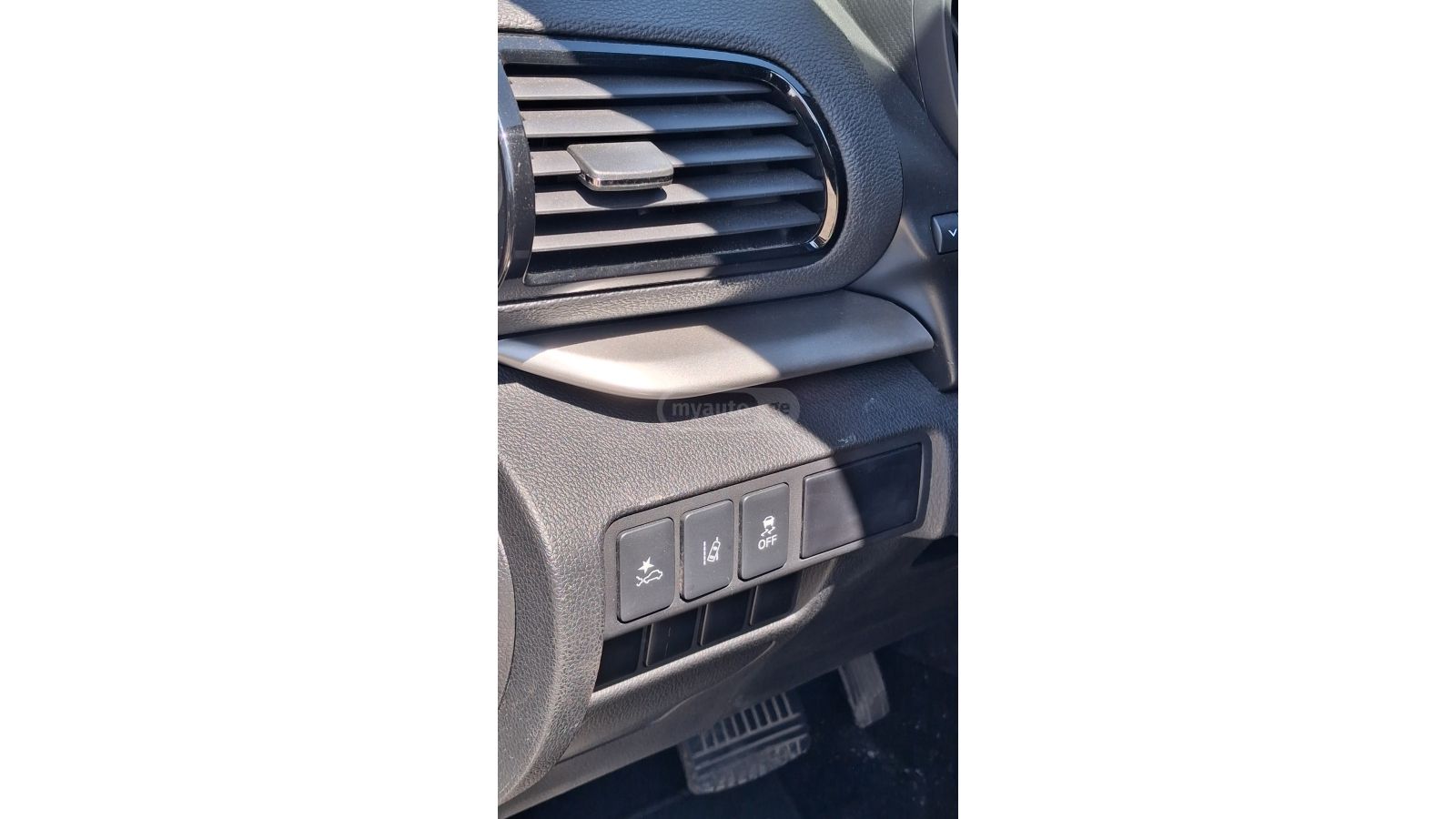 Mitsubishi Eclipse Cross 2024 — миниатюра 9