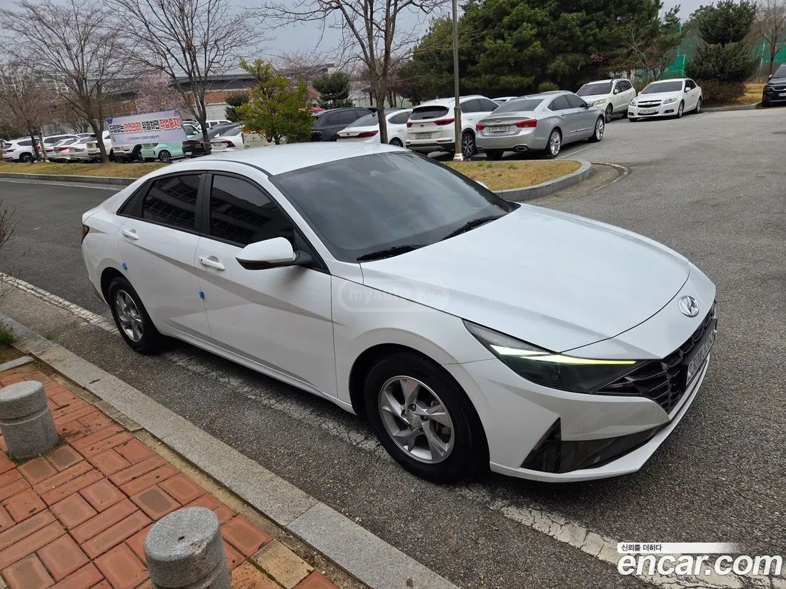 Hyundai Elantra - фото 6