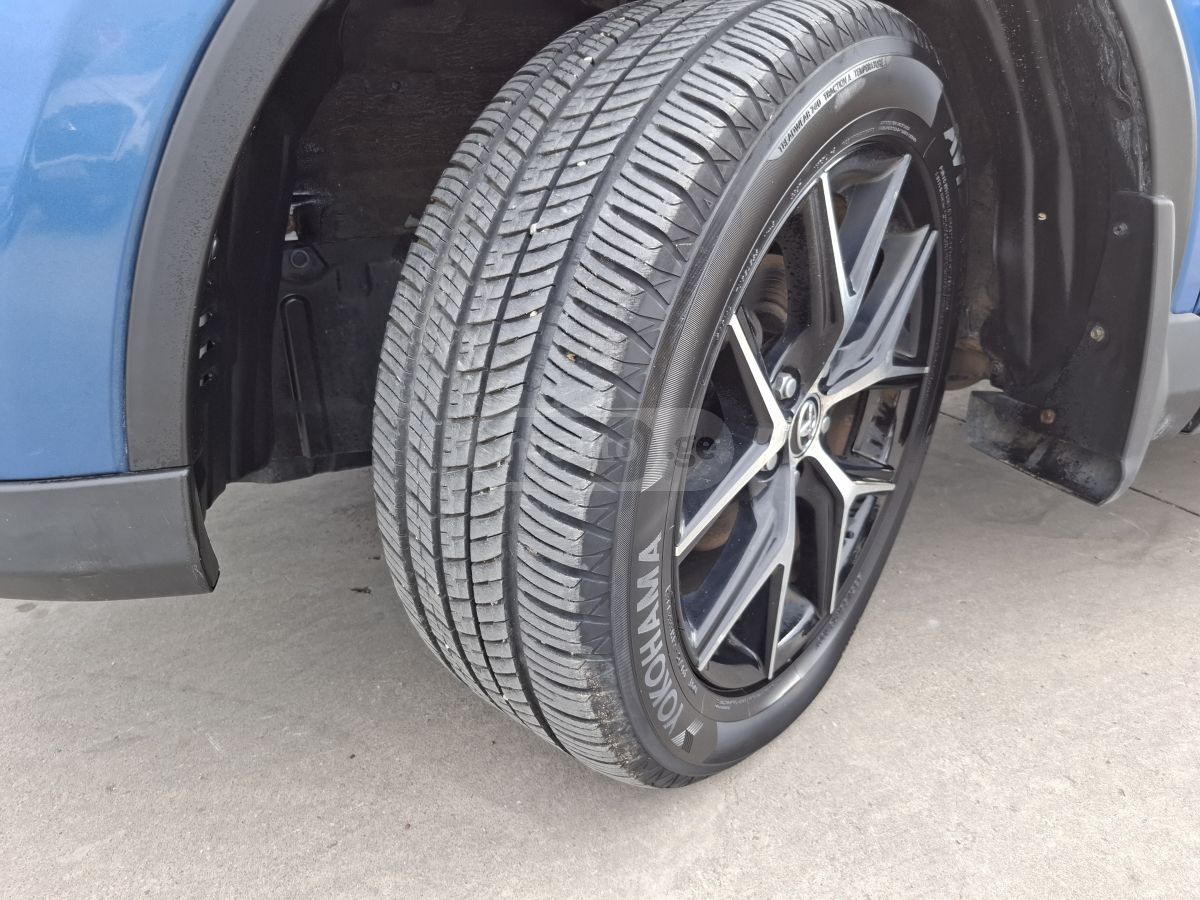 Toyota RAV 4 - фото 13