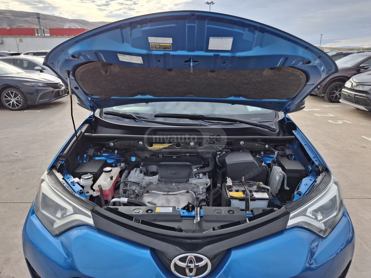 Toyota RAV 4 - фото 15