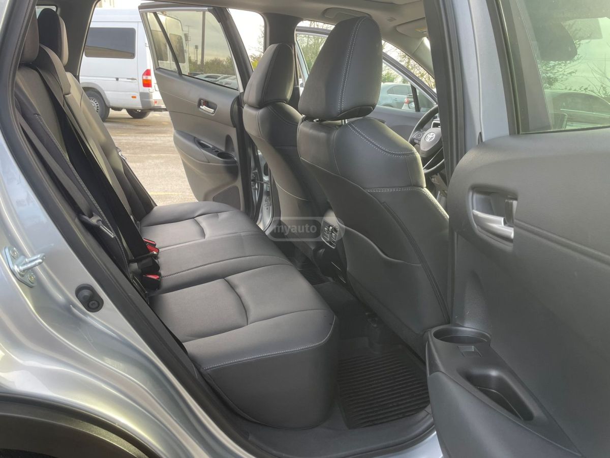 Toyota Corolla cross - фото 10