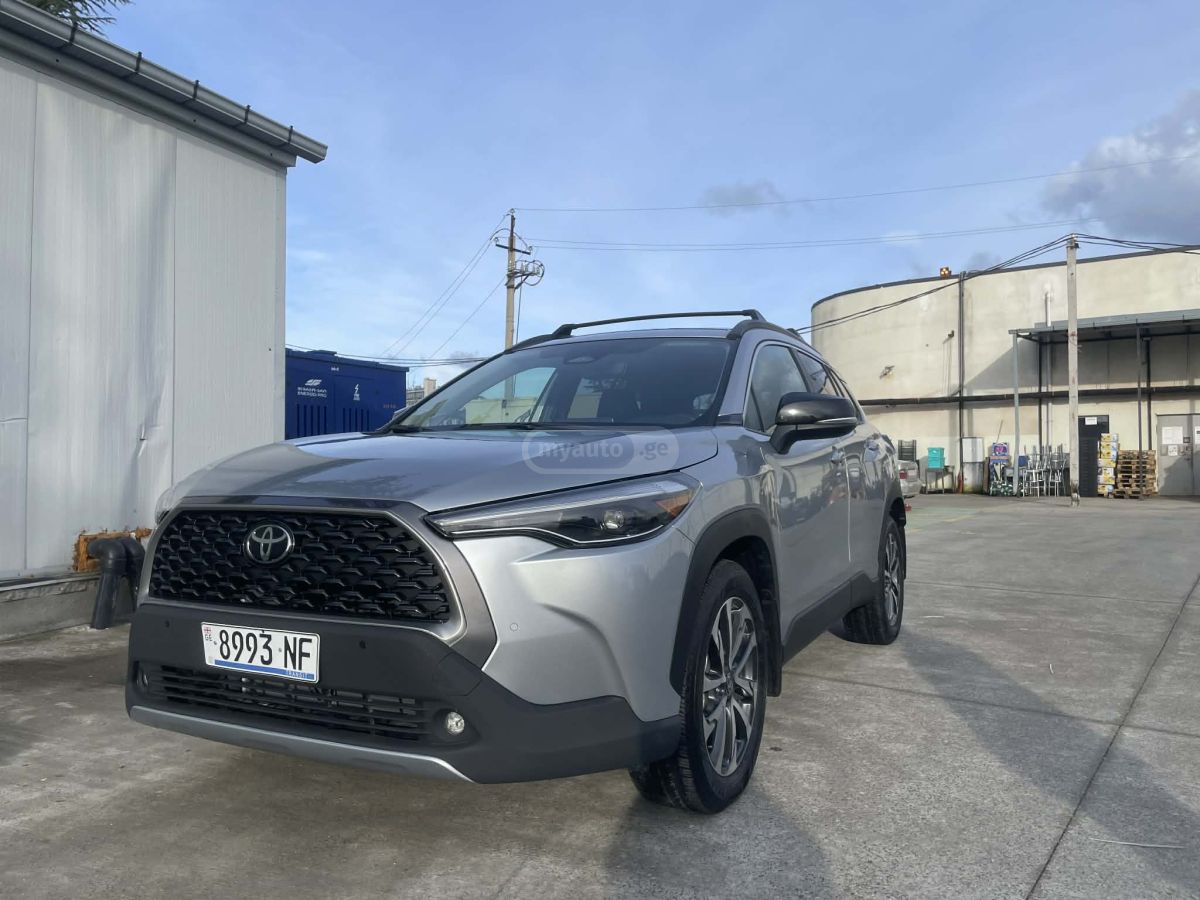 Toyota Corolla cross - фото 2