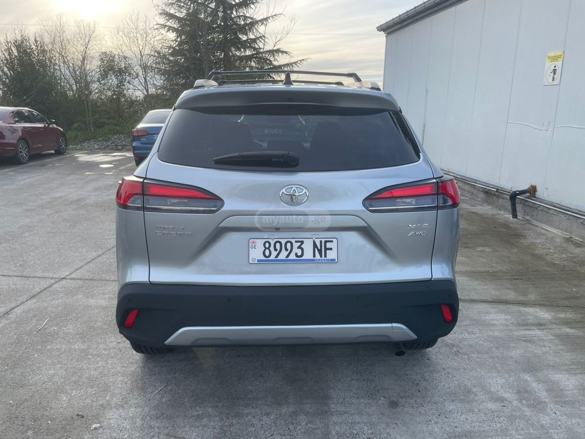 Toyota Corolla cross - фото 6