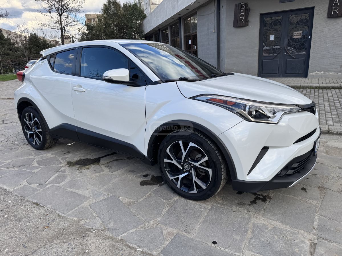 Toyota CHR - фото 2