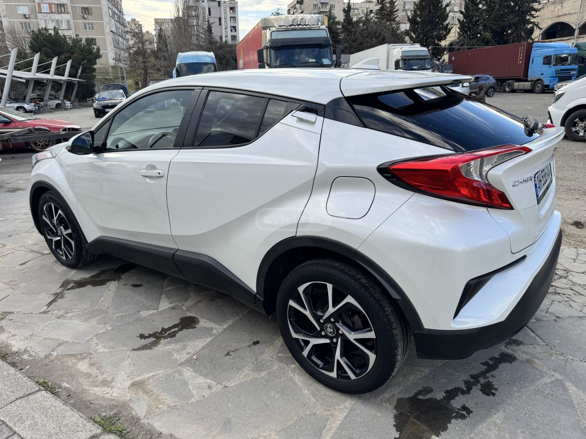 Toyota CHR - фото 4