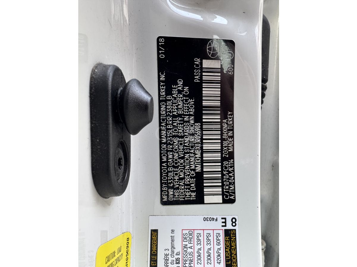 Toyota CHR - фото 9