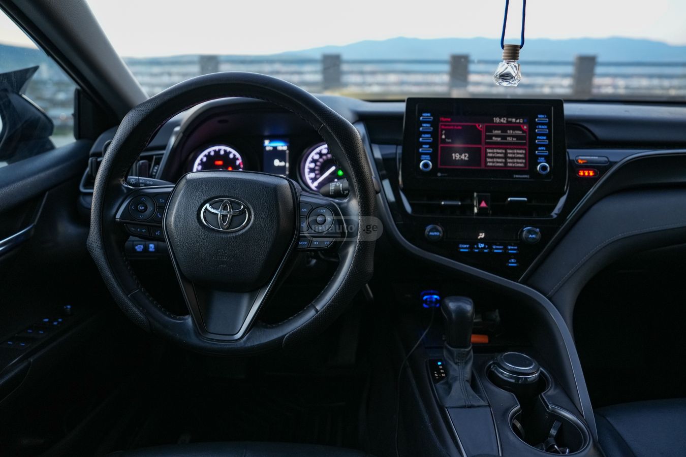 Toyota Camry - фото 7