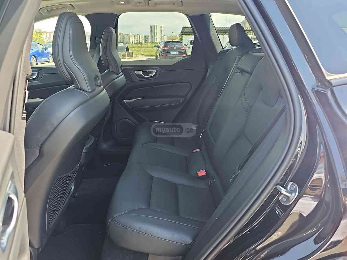 Volvo XC 60 2024 — миниатюра 11