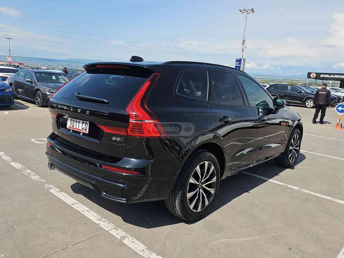 Volvo XC 60 2024 — миниатюра 8