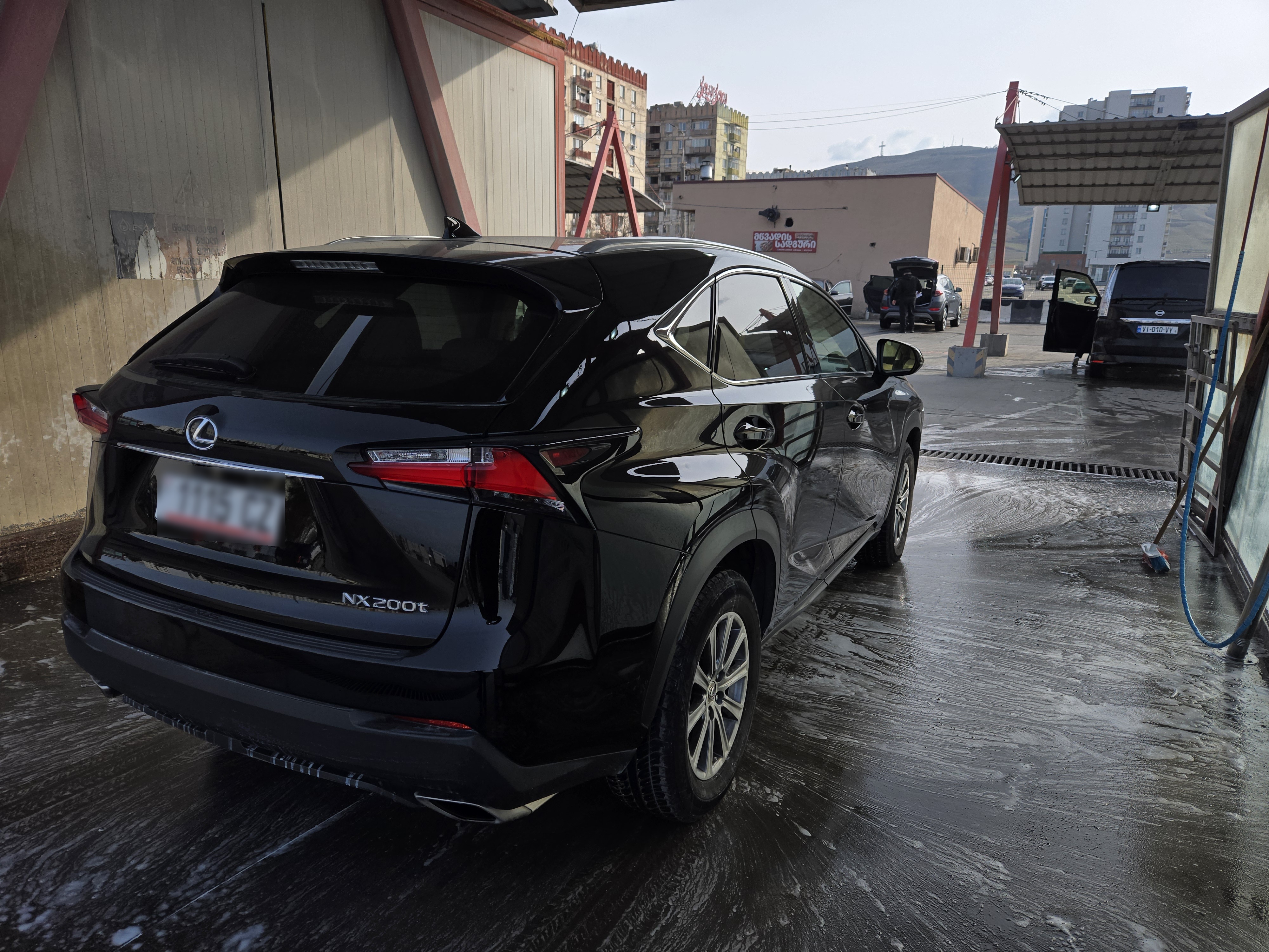 Lexus NX 200 - фото 4